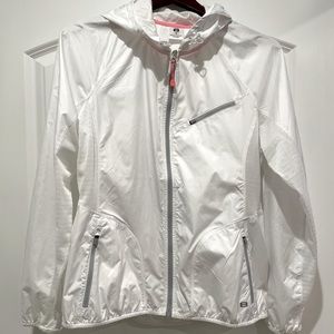 🤍 Lightweight windbreaker 🤍